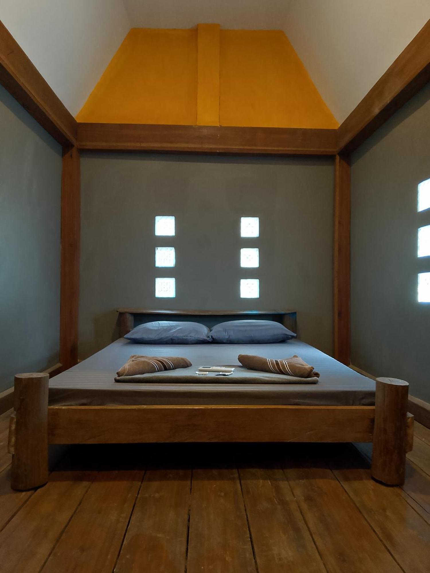Hostel Lazy Bones